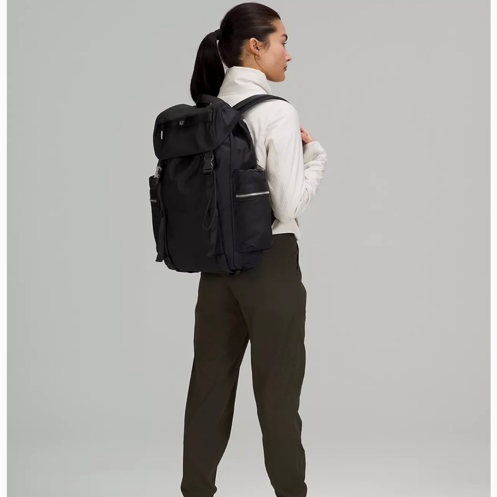 Lululemon Wunderlust Backpack 25L - Picture 2 of 9